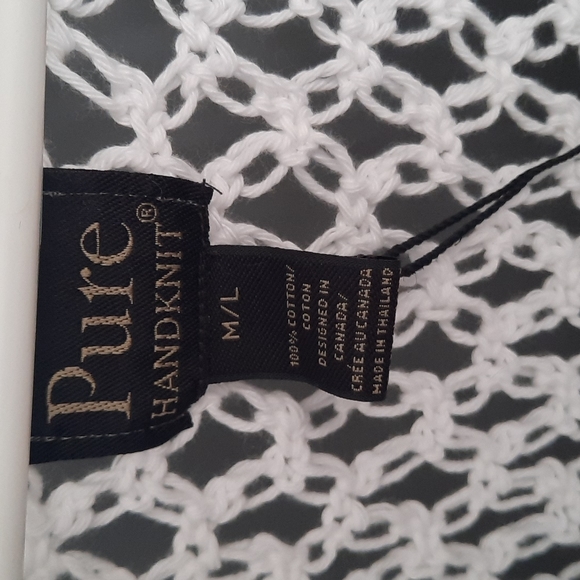 Pure Handknit sweater - Picture 2 of 5